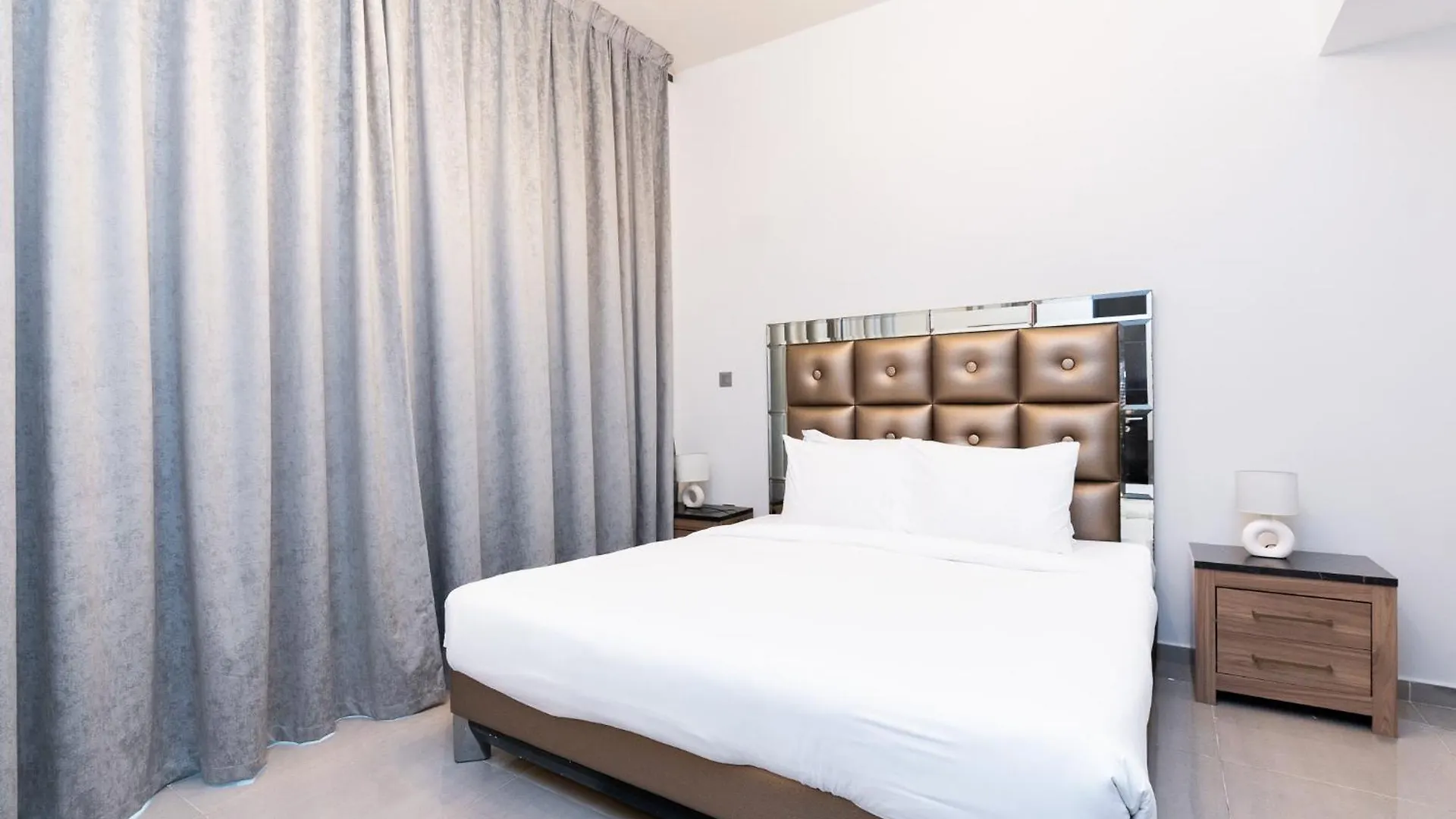 Citihome-1Br In Merano Tower At Business Bay Dubai Vereinigte Arabische Emirate